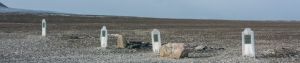 2018-09-30 01 Franklin Camp grave images, Nunavut Canada 2015-09-11 vyrez.jpg